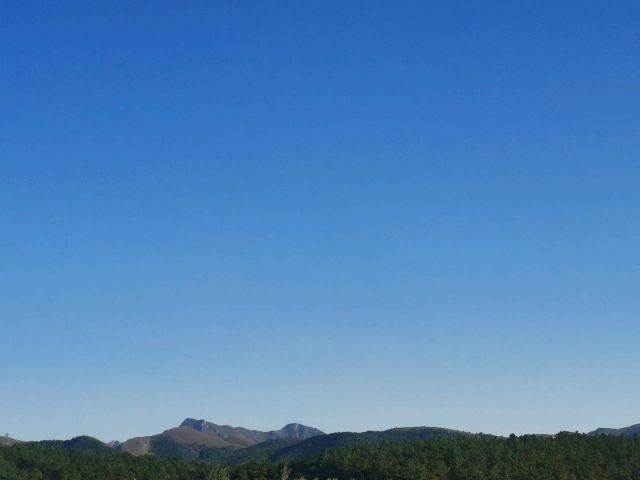 傍晚群山-圖片來源編輯網(wǎng)